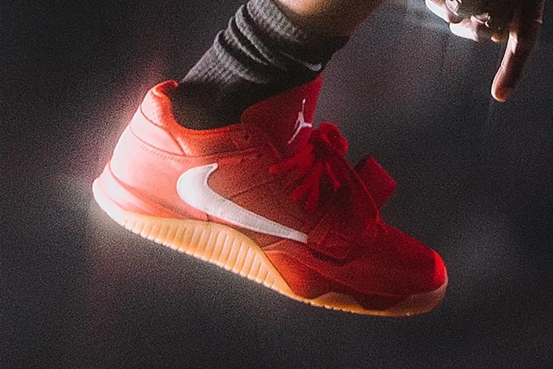 travis-scott-jordan-jumpman-jack-red-price-buy-release-date
