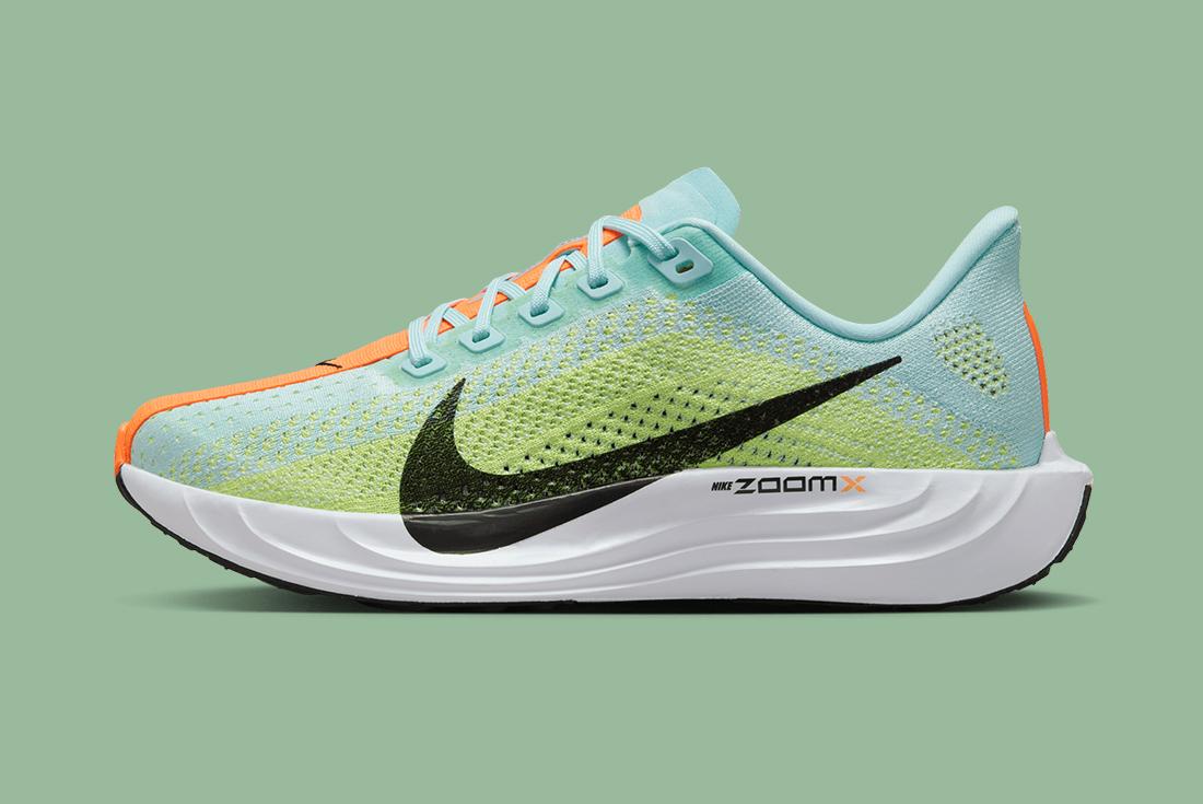 Nike Pegasus Plus