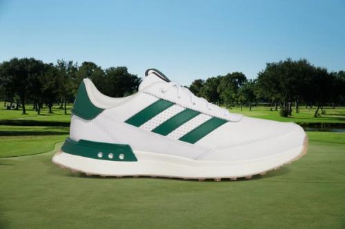 The Best Entry Level Sneakers for Golf
