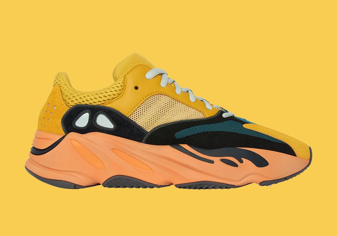 Yeezy BOOST 700 Sun